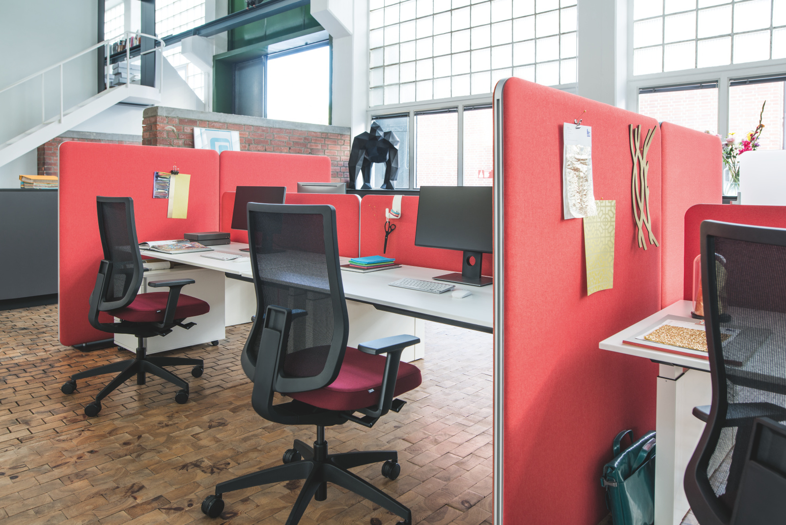 Sten - Dreh- & Besucherstuhl